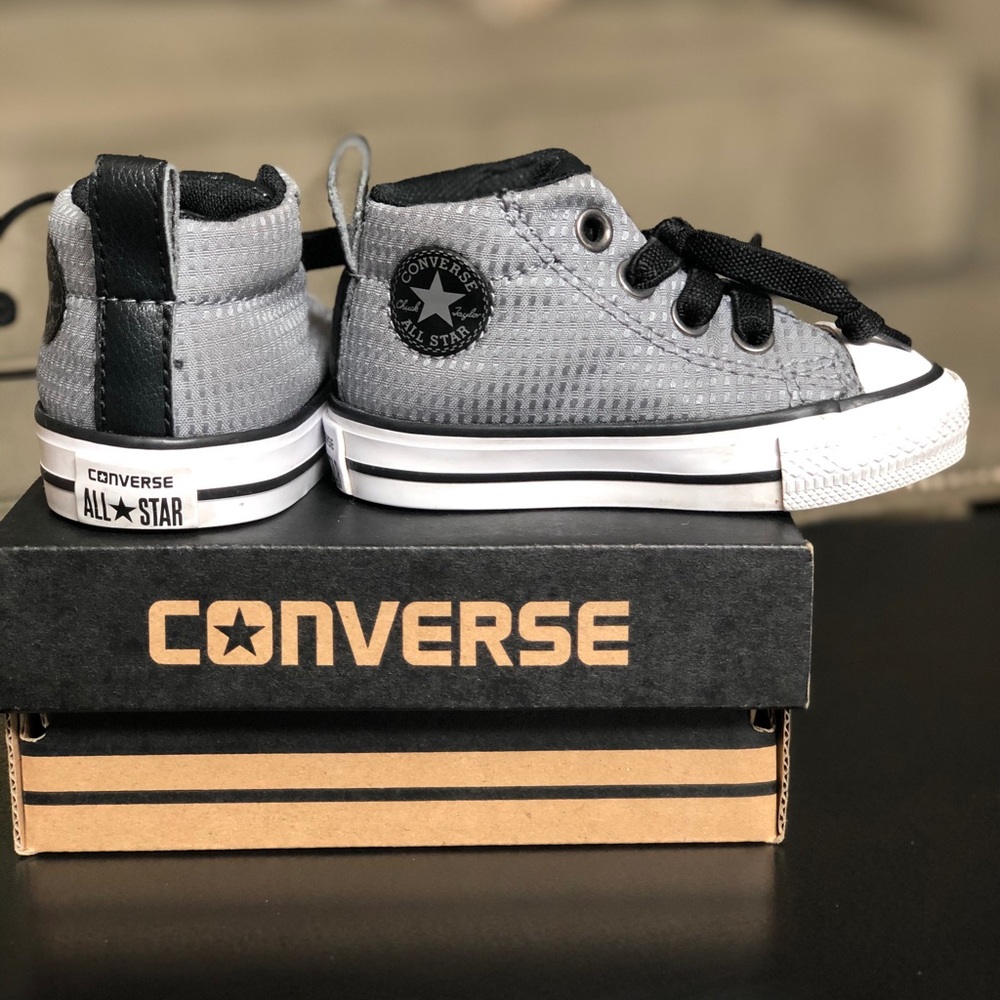 Converse Toddler Sneaker Hard Sole Size 3